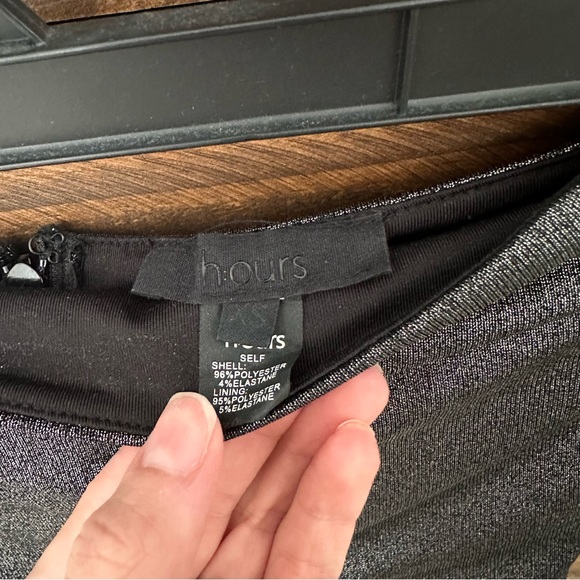 h:ours Shine Jumpsuit in Black - Picture 9 of 10